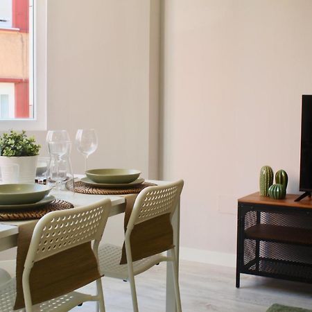 דירות א-קורוניה Moderno Apartamento En El Centro De Coruna מראה חיצוני תמונה